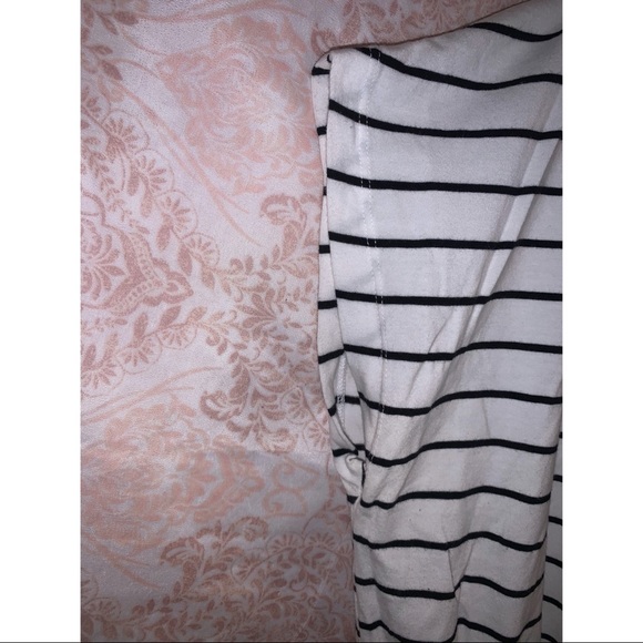 Forever 21 Stripped Crop Top - Picture 2 of 3